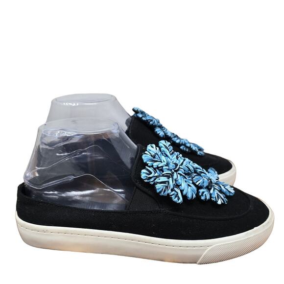 Louise et Cie Lo Branlin Embellished Raffia Black Slip-On Floral Sneaker 7 - Picture 4 of 9